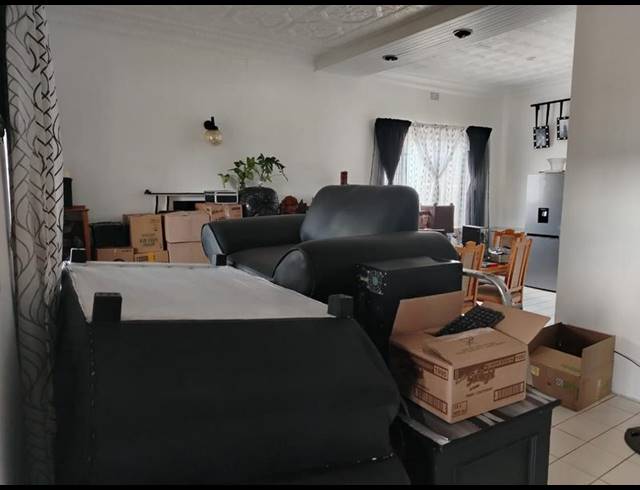 2 BEDROOM PROPERTY TO RENT IN GEDULD